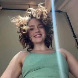 Mary Nini profile image