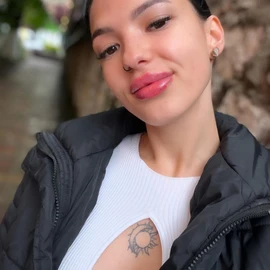 rose elliot profile image