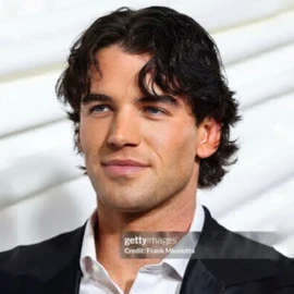 Noah fearnley lovers profile image