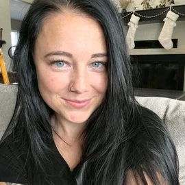 Chantel Sarah profile image