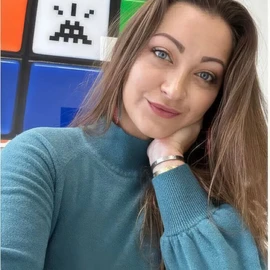 Kira Lee profile image