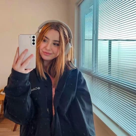 Carley profile image