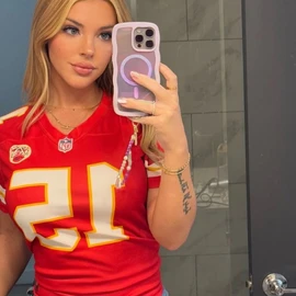 mary joy profile image
