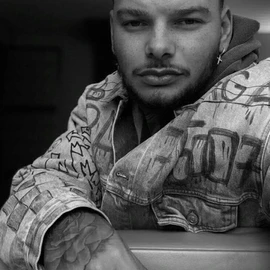 Kane Brown profile image