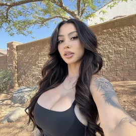 Charlotte Rose profile image