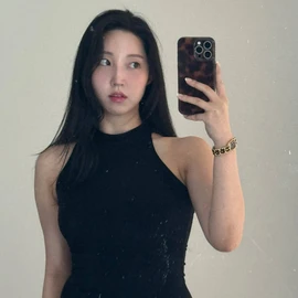 Kim Castro profile image