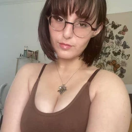 Cynthia Rose profile image