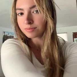 Lizzy profile image