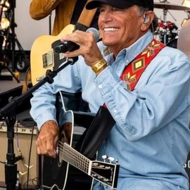 George Strait profile image