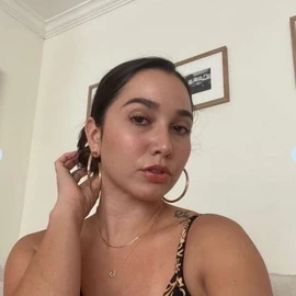 Sarah Lizz profile image