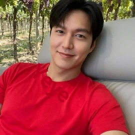 Lee min hoo🫰🫰🫰 profile image