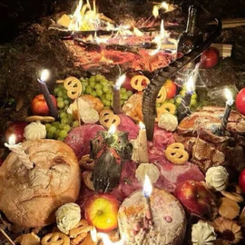 Tarot reader profile image