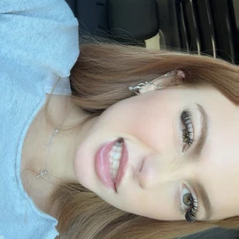 Cristina Carmella profile image