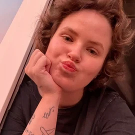 jenny Rose profile image