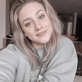 Rose christine profile image