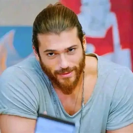 can yaman profile image
