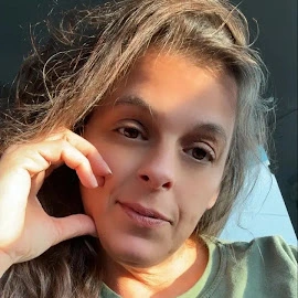 Jenny Gold profile image