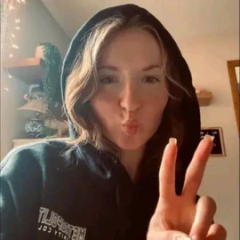 leah mujica profile image
