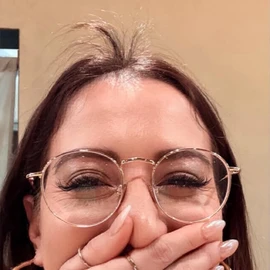 april quadrozzi profile image