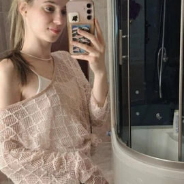 shelley Perry profile image