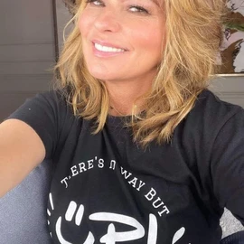 Shania Twain profile image