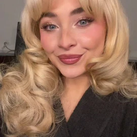 Sabrina carpenter profile image