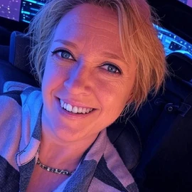 MARY SMITH profile image