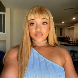 Lorraine Leniar profile image