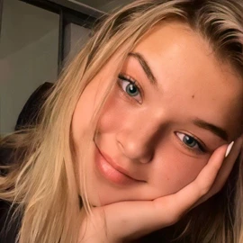 Lilly drake profile image
