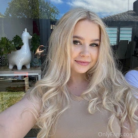 Laucy Annette Davidson profile image