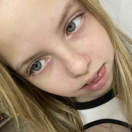 Emelia Anna profile image