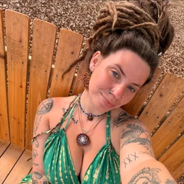 MIA Alina Belle profile image