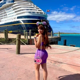 Elise laurenne profile image
