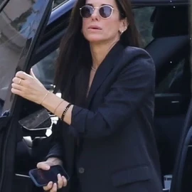 Sandra Bullock profile image