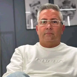 David Santos profile image