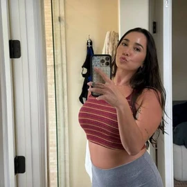 Karlee Grey profile image