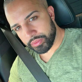 Klein Gonzalez profile image