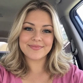 Kira Lee profile image