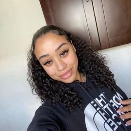 Nichole Jenny profile image