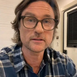 ✅️Martin Henderson profile image