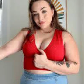 Ellie Clark profile image