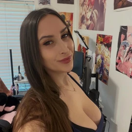 Ashley Adams profile image