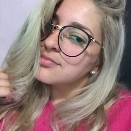 Cynthia Rose profile image