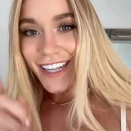 Elizabeth Carolina profile image