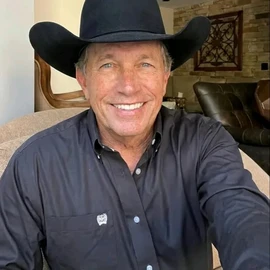 George Strait profile image