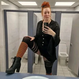 Laura Miller profile image