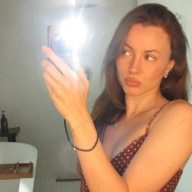 Hannah Woods profile image