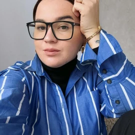 LutSuk Kalyna profile image