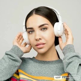 Rebecca J. Parra profile image