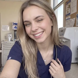 Mandy Rhodes profile image